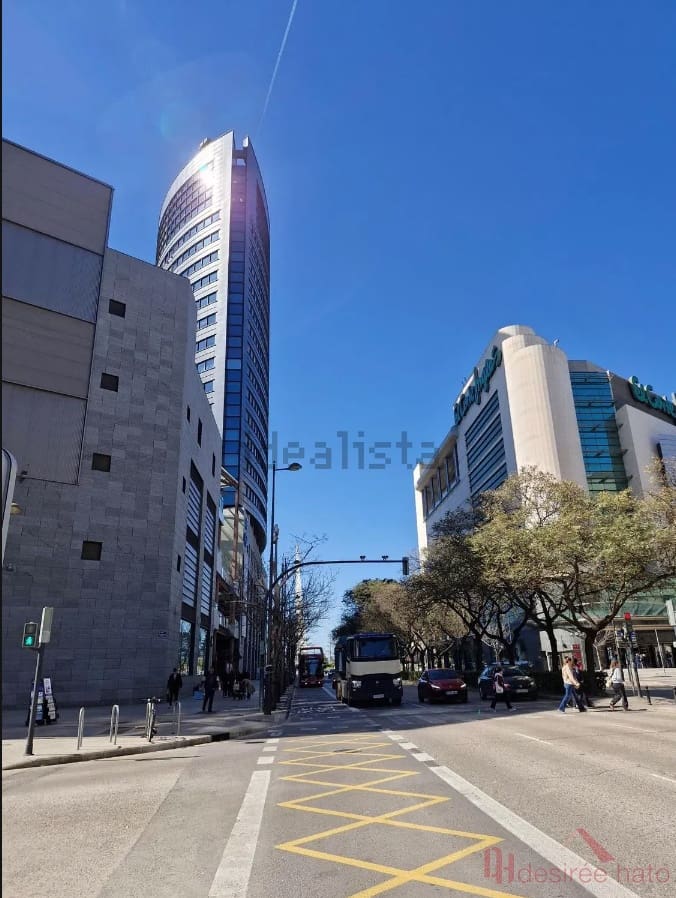 1 soveværelse Kontor til leje i Valencia by med garage - € 6.850 (Ref: 9773238)