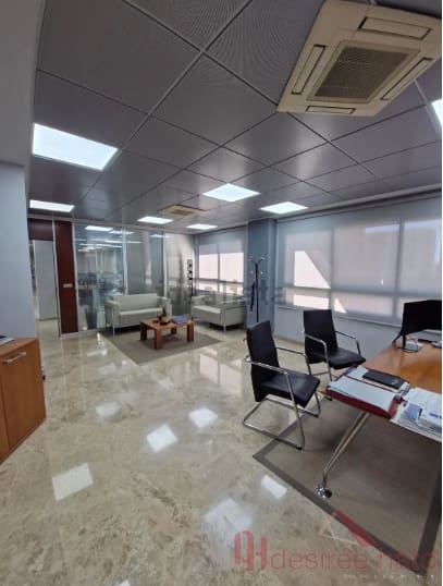 1 soveværelse Kontor til leje i Valencia by med garage - € 6.850 (Ref: 9773238)