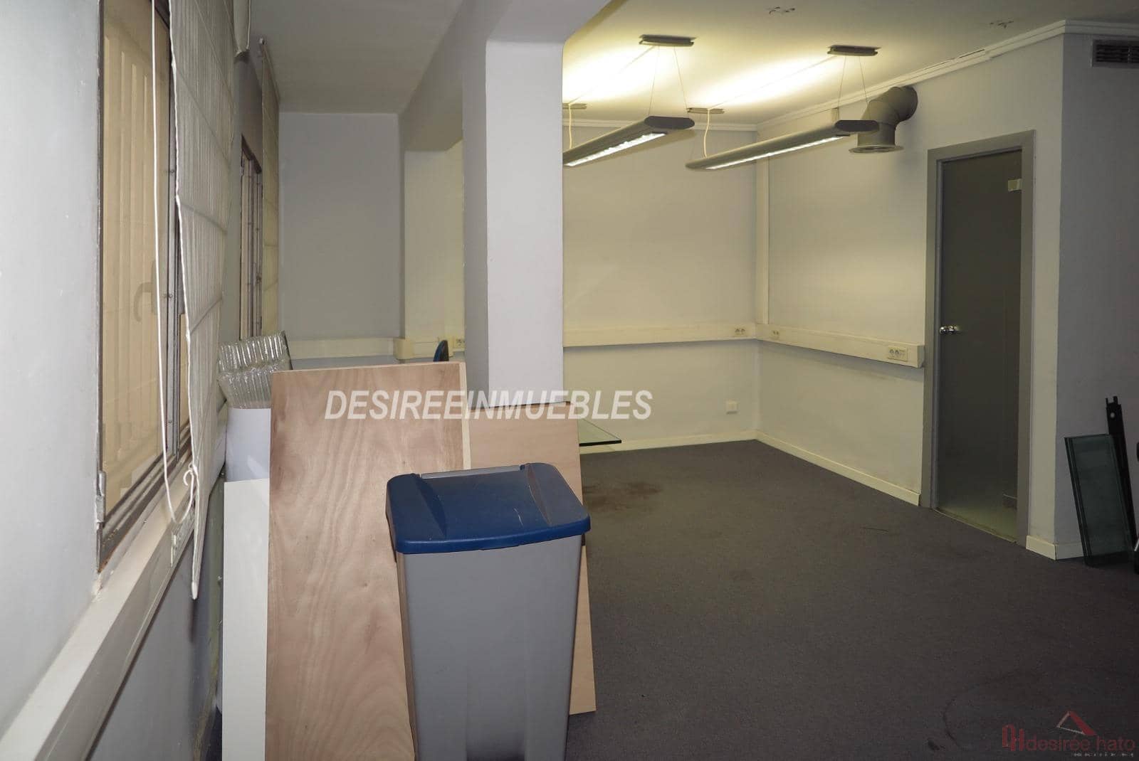 Bureau de 3 chambres à louer à Valence ville - 1 000 € (Ref: 9785971)