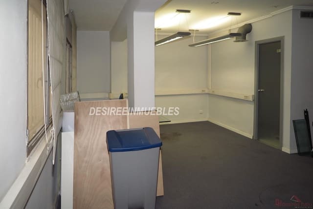 3 makuuhuone Toimisto vuokrattavana paikassa La Petxina, Valencia kaupunki - 1 000 € (Ref: 9785971)