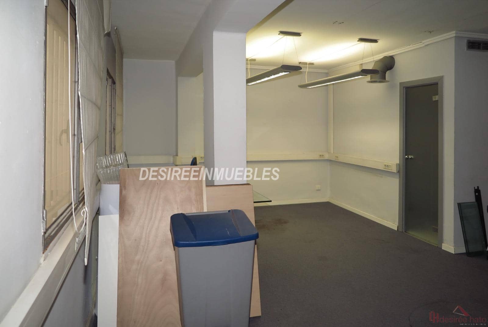Bureau de 3 chambres à louer à Valence ville - 1 000 € (Ref: 9785971)