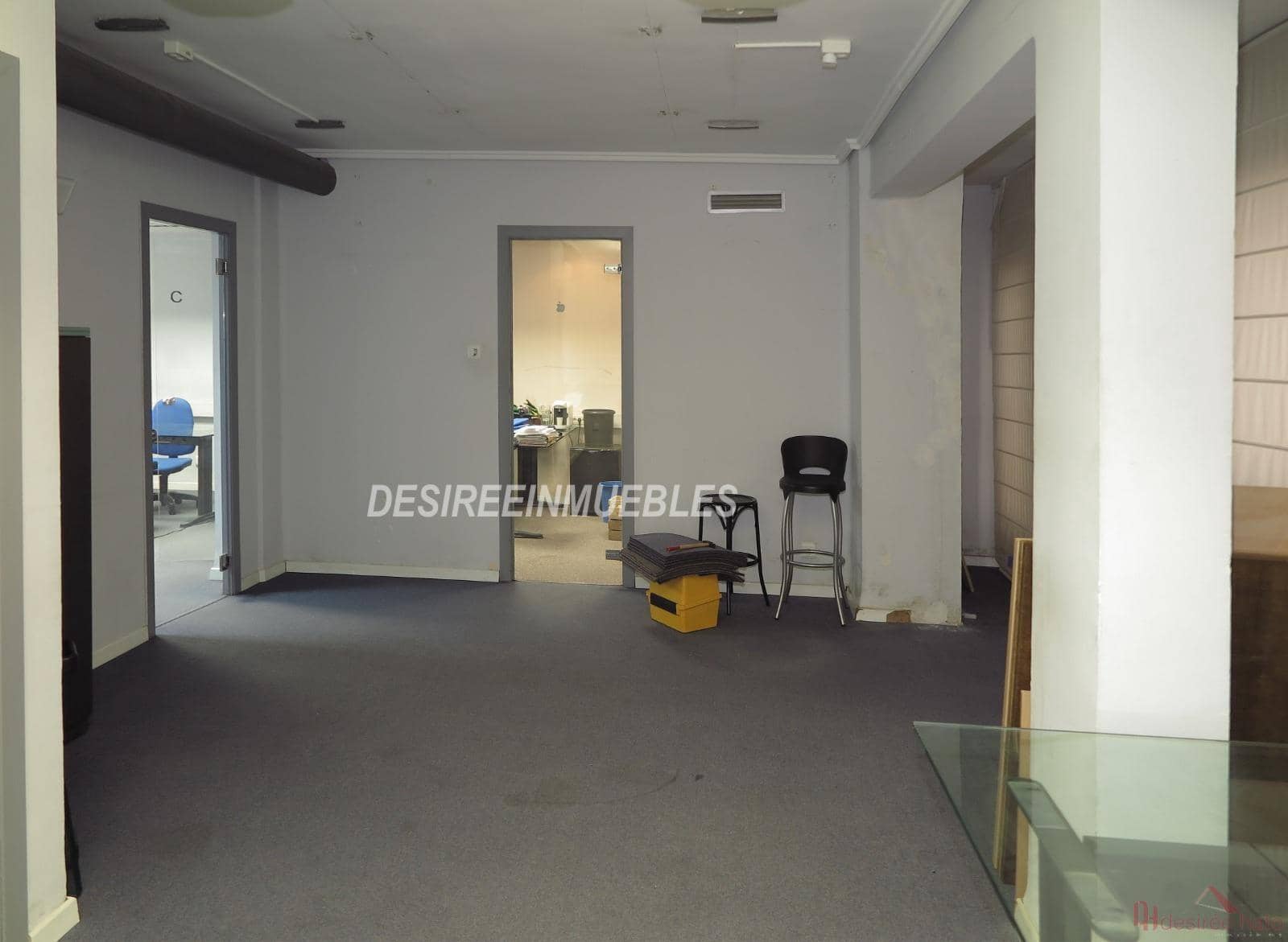 Bureau de 3 chambres à louer à Valence ville - 1 000 € (Ref: 9785971)