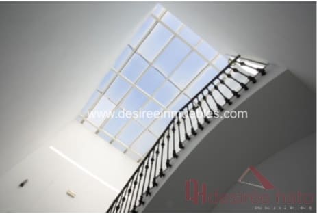 1 soveværelse Kontor til leje i Valencia by - € 2.450 (Ref: 9789813)