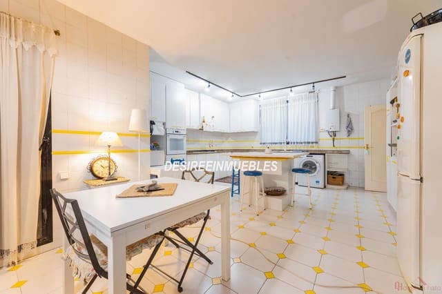 4 bedroom Flat for sale in El Mercat, Valencia city - € 950,000 (Ref: 9798408)