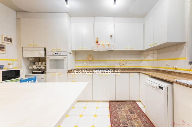 4 bedroom Flat for sale in El Mercat, Valencia city - € 950,000 (Ref: 9798408)
