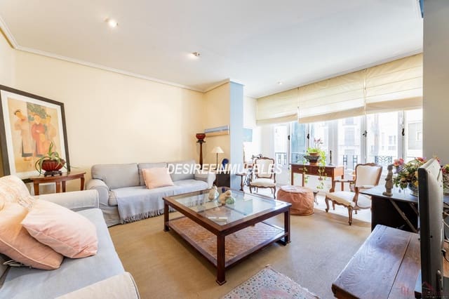 4 bedroom Flat for sale in El Mercat, Valencia city - € 950,000 (Ref: 9798408)