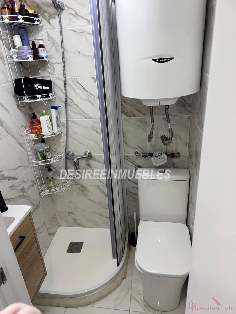 5 chambre Appartement à vendre à Xirivella - 227 000 € (Ref: 9798409)