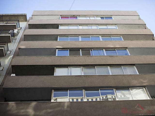 Bureau de 8 chambres à louer à Sant Francesc, Valence ville - 2 900 € (Ref: 9807285)