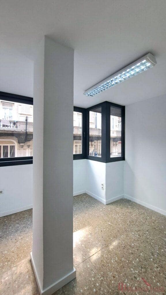 8 slaapkamer Kantoor te huur in Valencia stad - € 3.000 (Ref: 9807285)