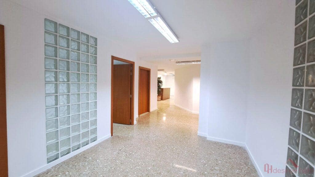 8 slaapkamer Kantoor te huur in Valencia stad - € 3.000 (Ref: 9807285)