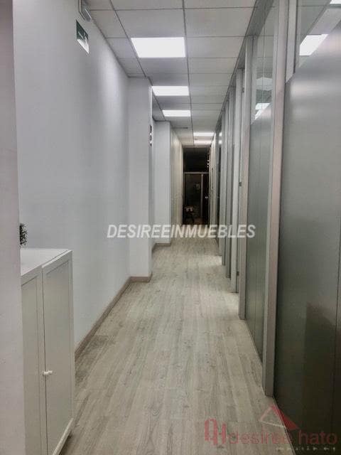 Local Comercial de 4 habitaciones en València ciudad en alquiler - 1.350 € (Ref: 9812276)
