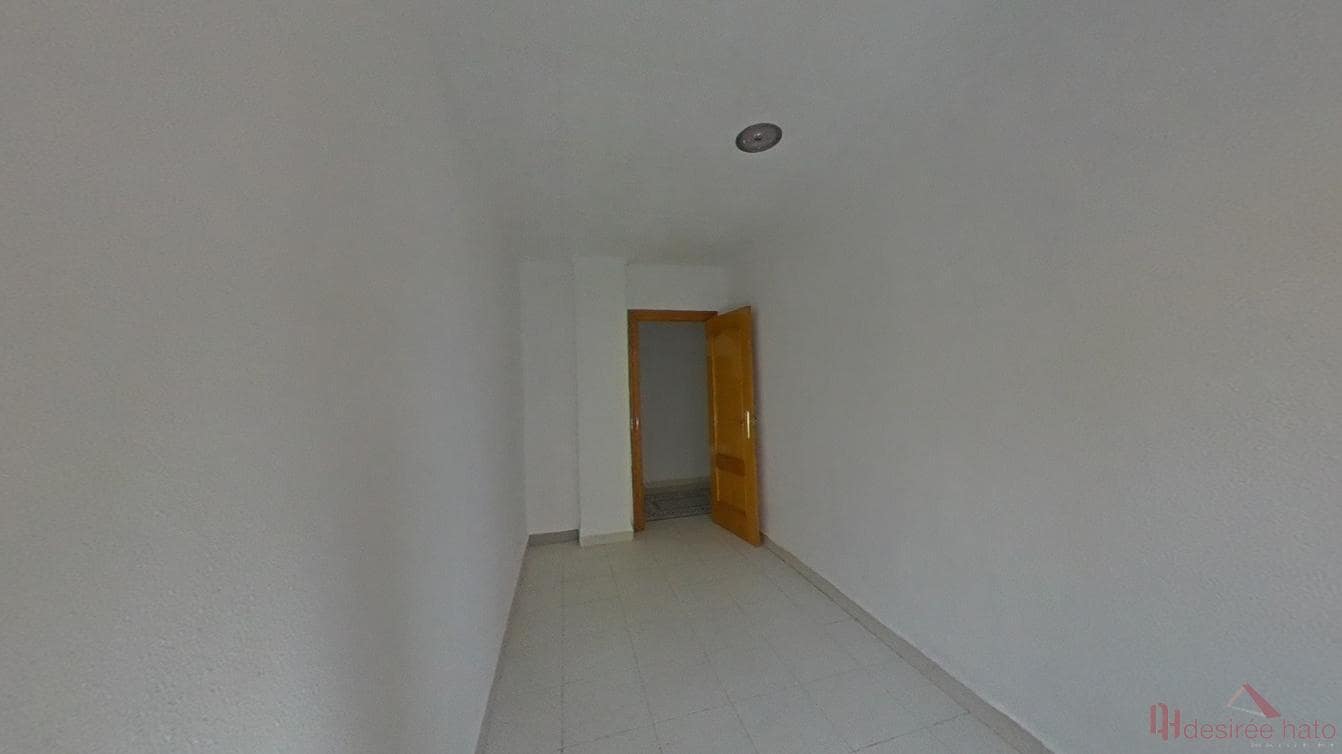 3 bedroom Flat for sale in Valencia city - € 299,000 (Ref: 9816007)