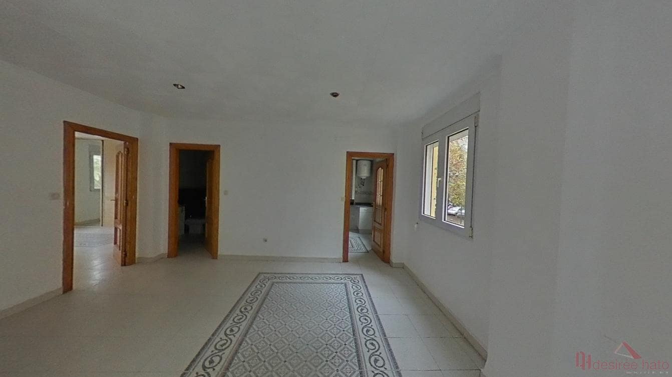 3 bedroom Flat for sale in Valencia city - € 299,000 (Ref: 9816007)
