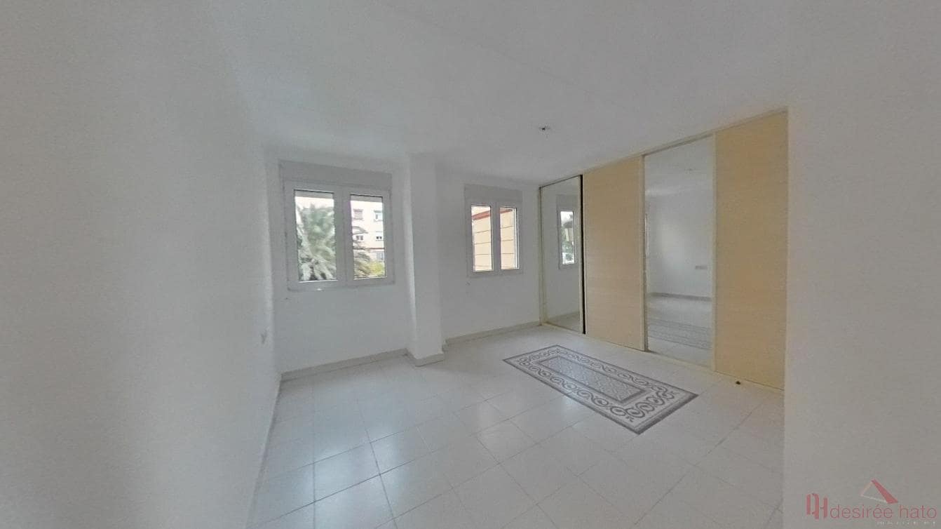 3 bedroom Flat for sale in Valencia city - € 299,000 (Ref: 9816007)