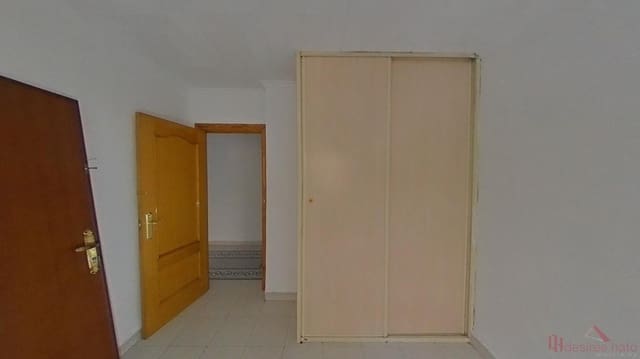 3 bedroom Flat for sale in L'Illa Perduda, Valencia city - € 299,000 (Ref: 9816007)