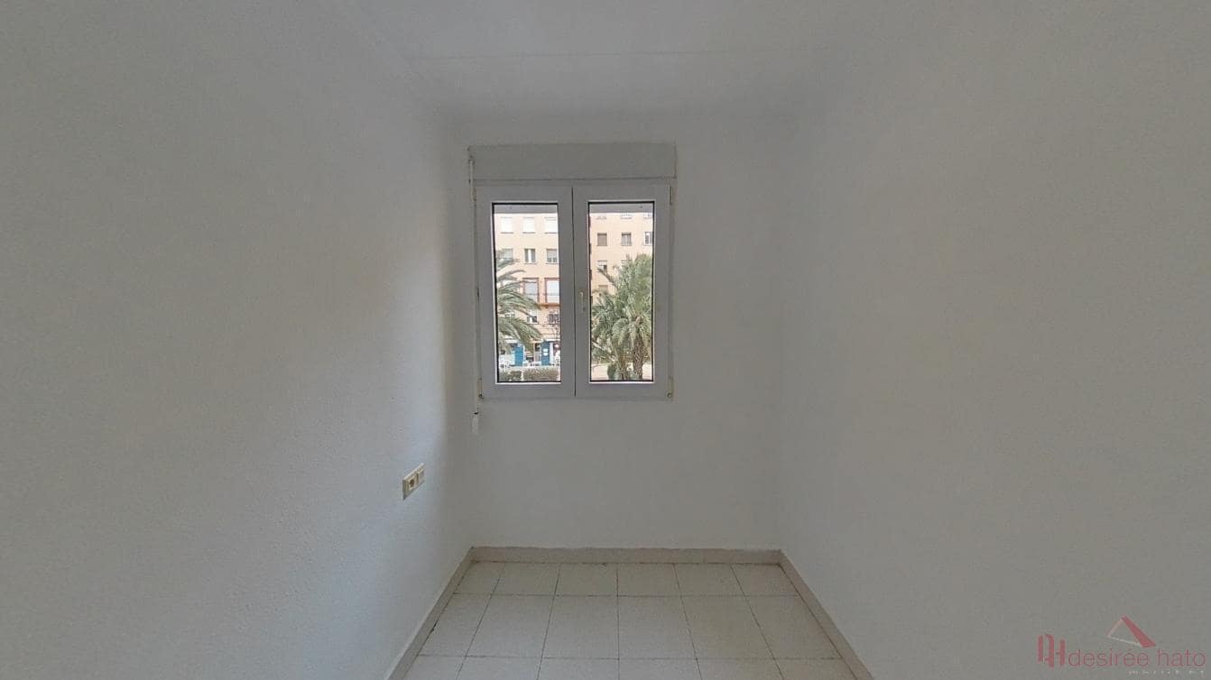 3 bedroom Flat for sale in Valencia city - € 299,000 (Ref: 9816007)