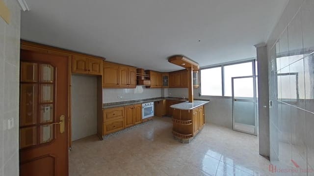 3 chambre Appartement à vendre à Ciutat Fallera, Valence ville - 218 000 € (Ref: 9830405)