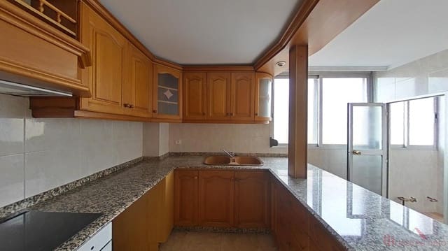 3 chambre Appartement à vendre à Ciutat Fallera, Valence ville - 218 000 € (Ref: 9830405)