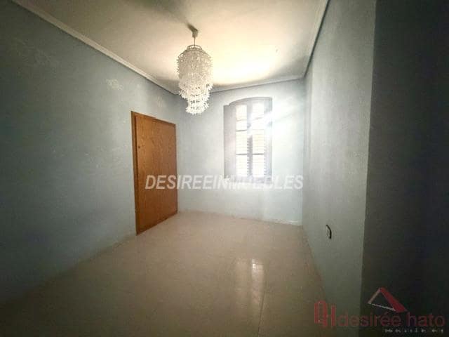 11 bedroom Townhouse for sale in Rocafort with garage - € 690,000 (Ref: 9836703)
