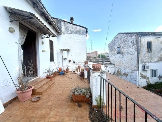 11 bedroom Townhouse for sale in Rocafort with garage - € 690,000 (Ref: 9836703)