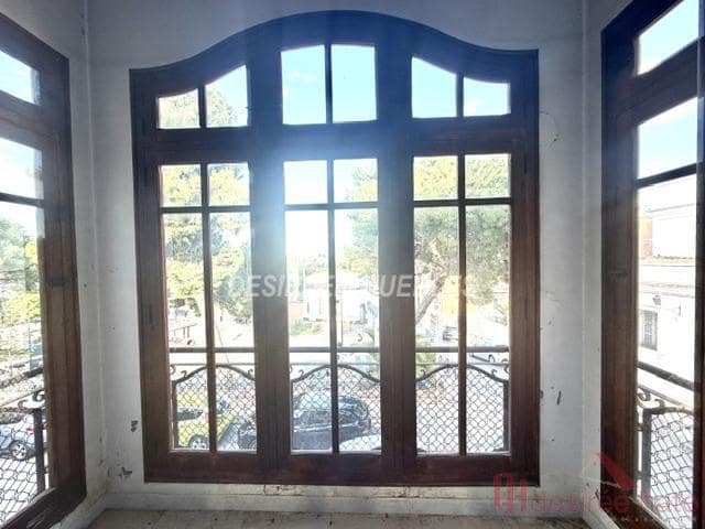 Casa de 11 habitaciones en Rocafort en venta con garaje - 690.000 € (Ref: 9836703)