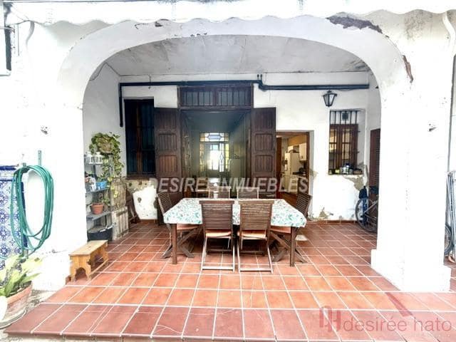 11 bedroom Townhouse for sale in Rocafort with garage - € 690,000 (Ref: 9836703)