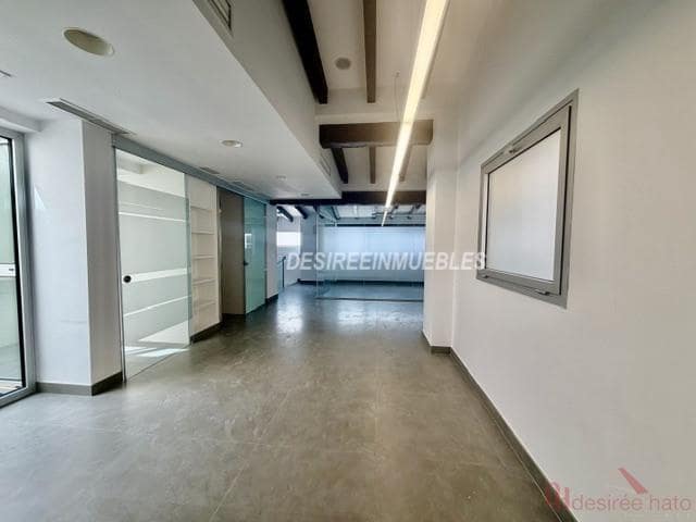 1 bedroom Office for rent in Valencia city - € 2,800 (Ref: 9843678)