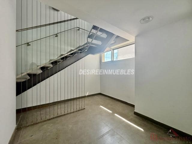 1 bedroom Office for rent in Valencia city - € 2,800 (Ref: 9843678)