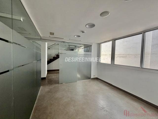 1 bedroom Office for rent in Valencia city - € 2,800 (Ref: 9843678)