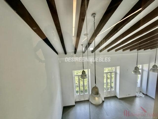 1 slaapkamer Kantoor te huur in La Gran Via, Valencia stad - € 2.800 (Ref: 9843678)