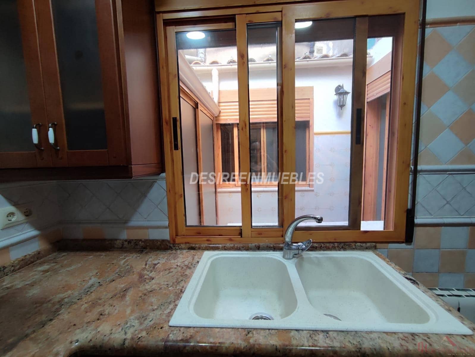 2 bedroom Flat for sale in Valencia city - € 360,000 (Ref: 9846571)