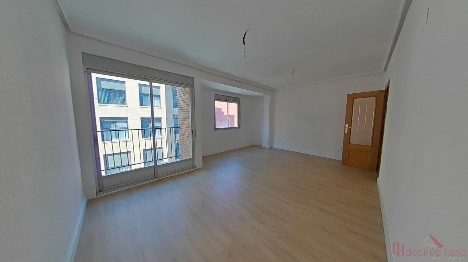 3 bedroom Flat for sale in Valencia city - € 265,000 (Ref: 9860252)