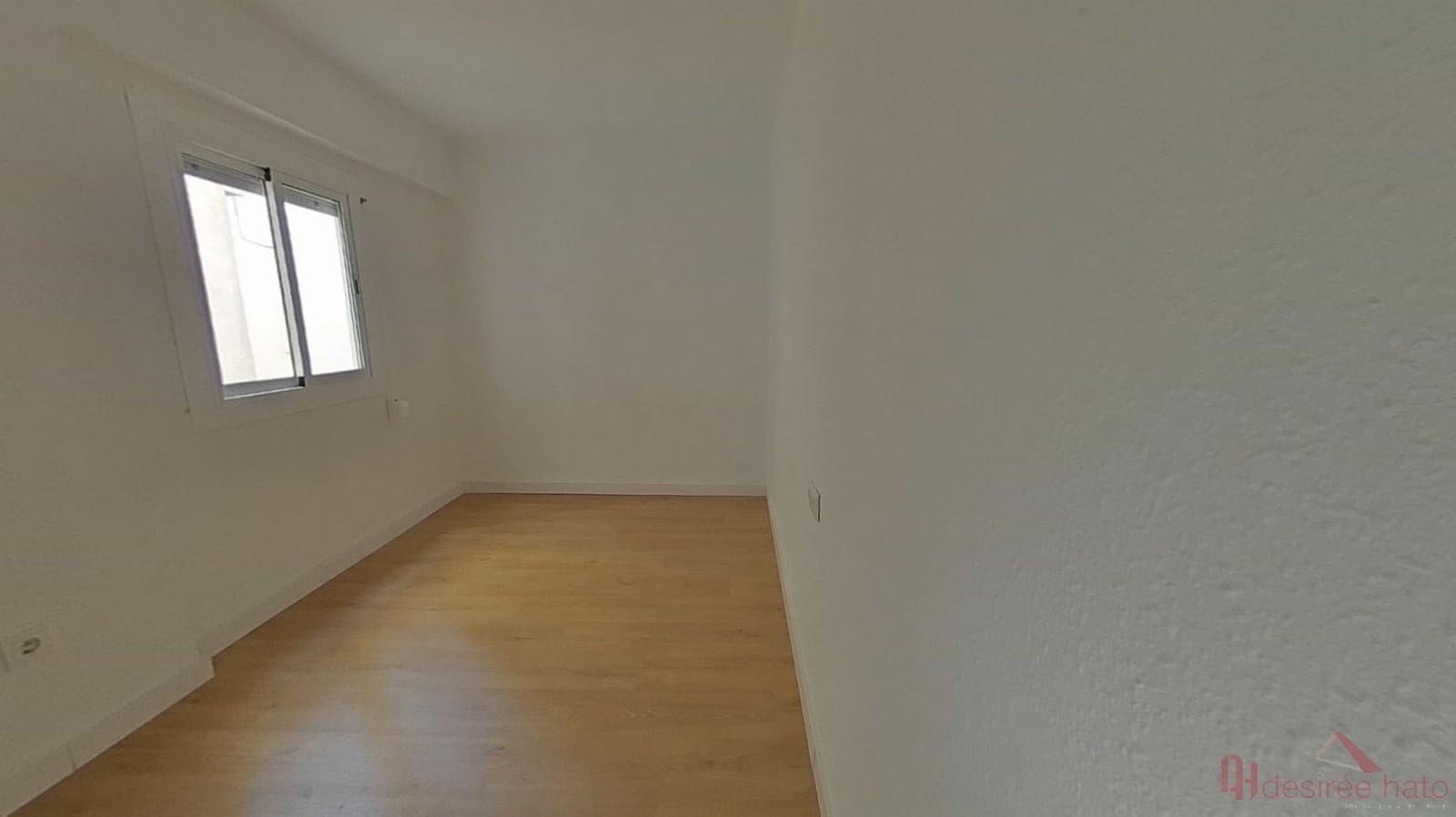 3 bedroom Flat for sale in Valencia city - € 265,000 (Ref: 9860252)