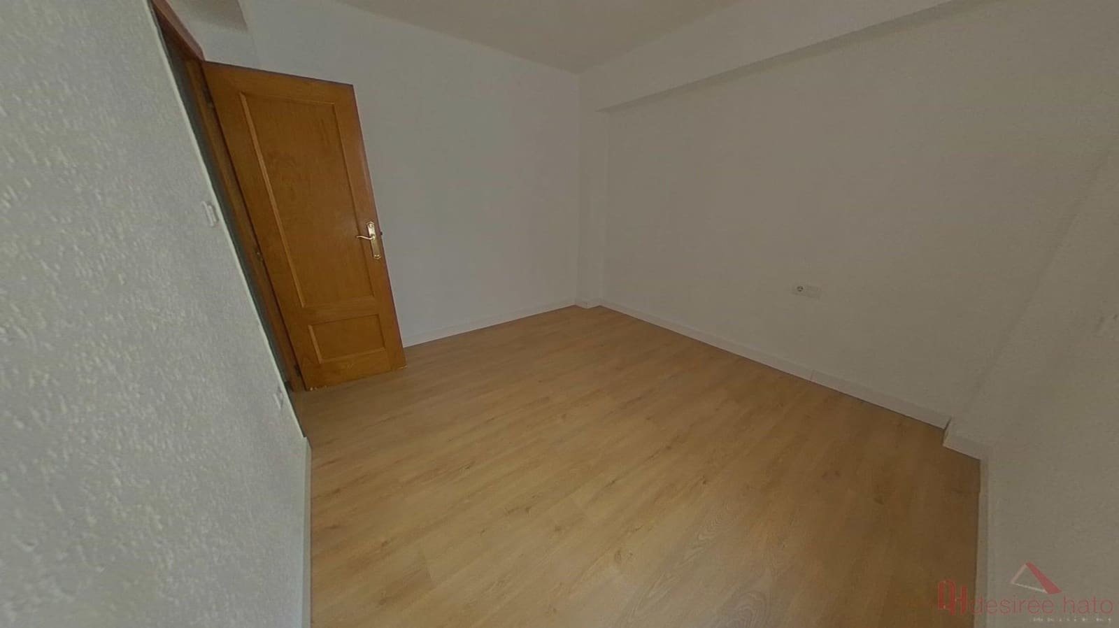 3 bedroom Flat for sale in Valencia city - € 265,000 (Ref: 9860252)