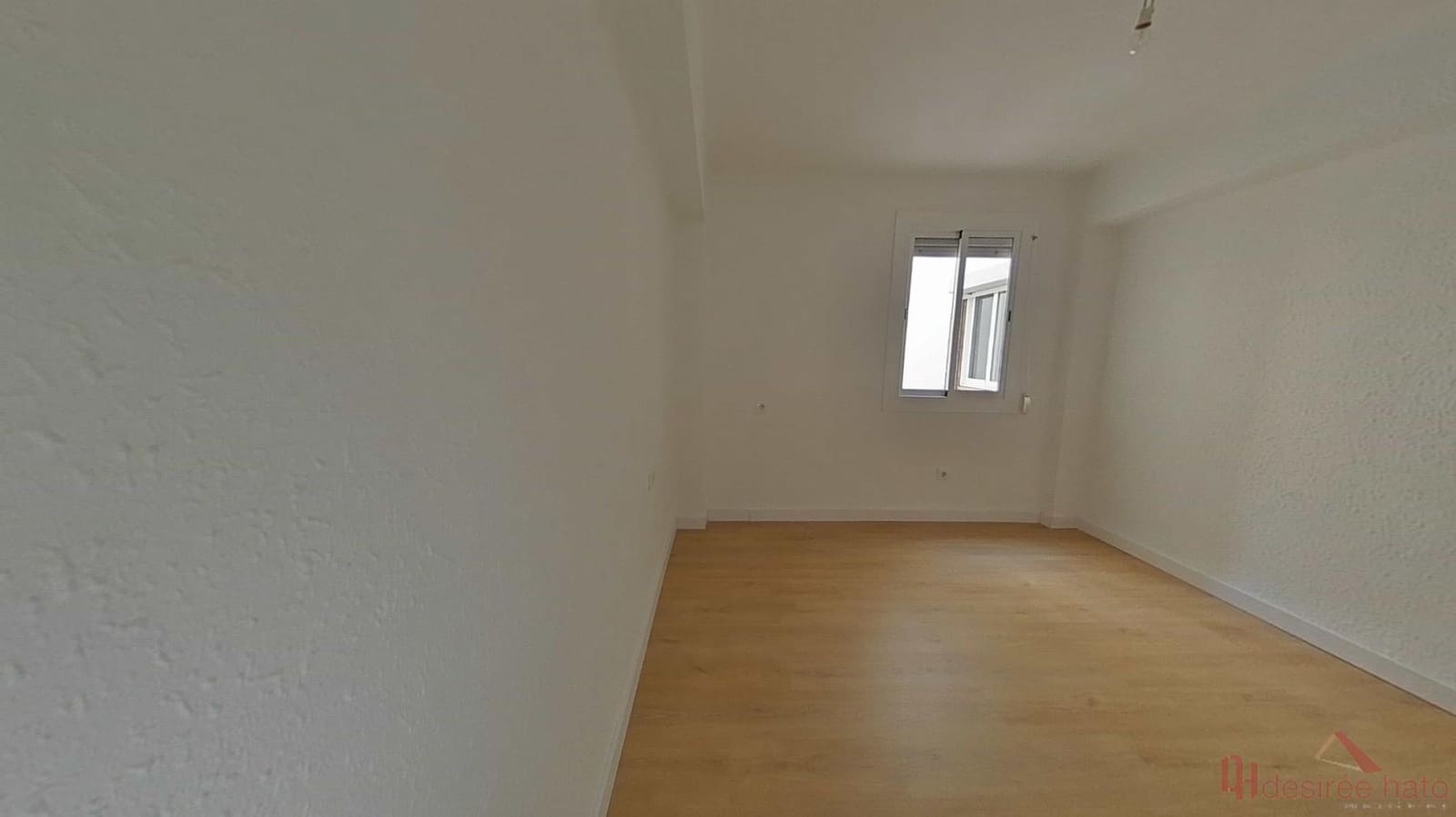 3 bedroom Flat for sale in Valencia city - € 265,000 (Ref: 9860252)