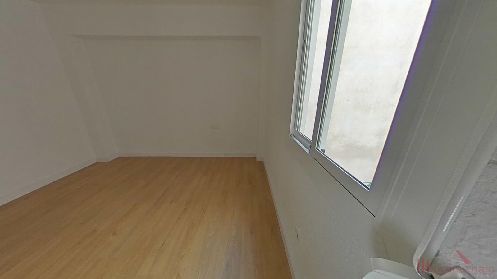 3 bedroom Flat for sale in Valencia city - € 265,000 (Ref: 9860252)