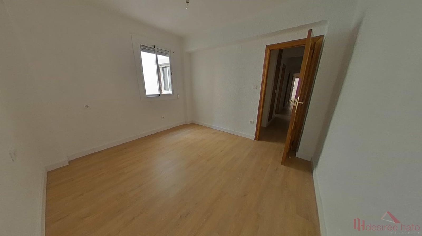 3 bedroom Flat for sale in Valencia city - € 265,000 (Ref: 9860252)
