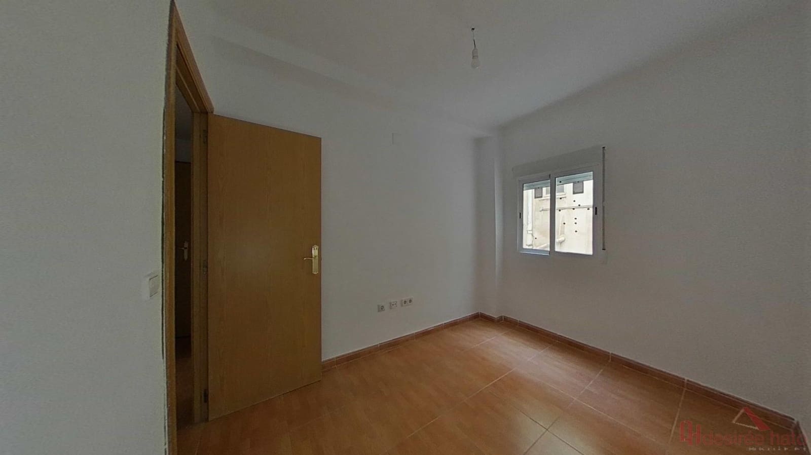 5 bedroom Flat for sale in Valencia city - € 325,000 (Ref: 9860253)