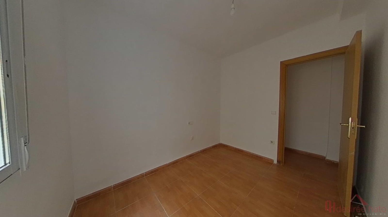 5 bedroom Flat for sale in Valencia city - € 325,000 (Ref: 9860253)