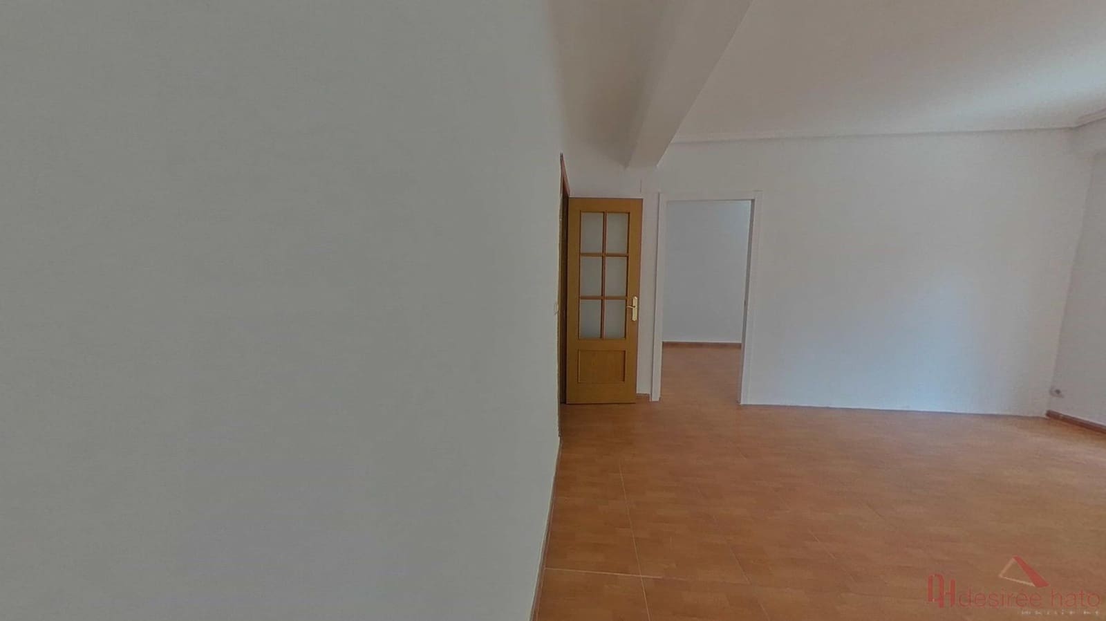 5 bedroom Flat for sale in Valencia city - € 325,000 (Ref: 9860253)