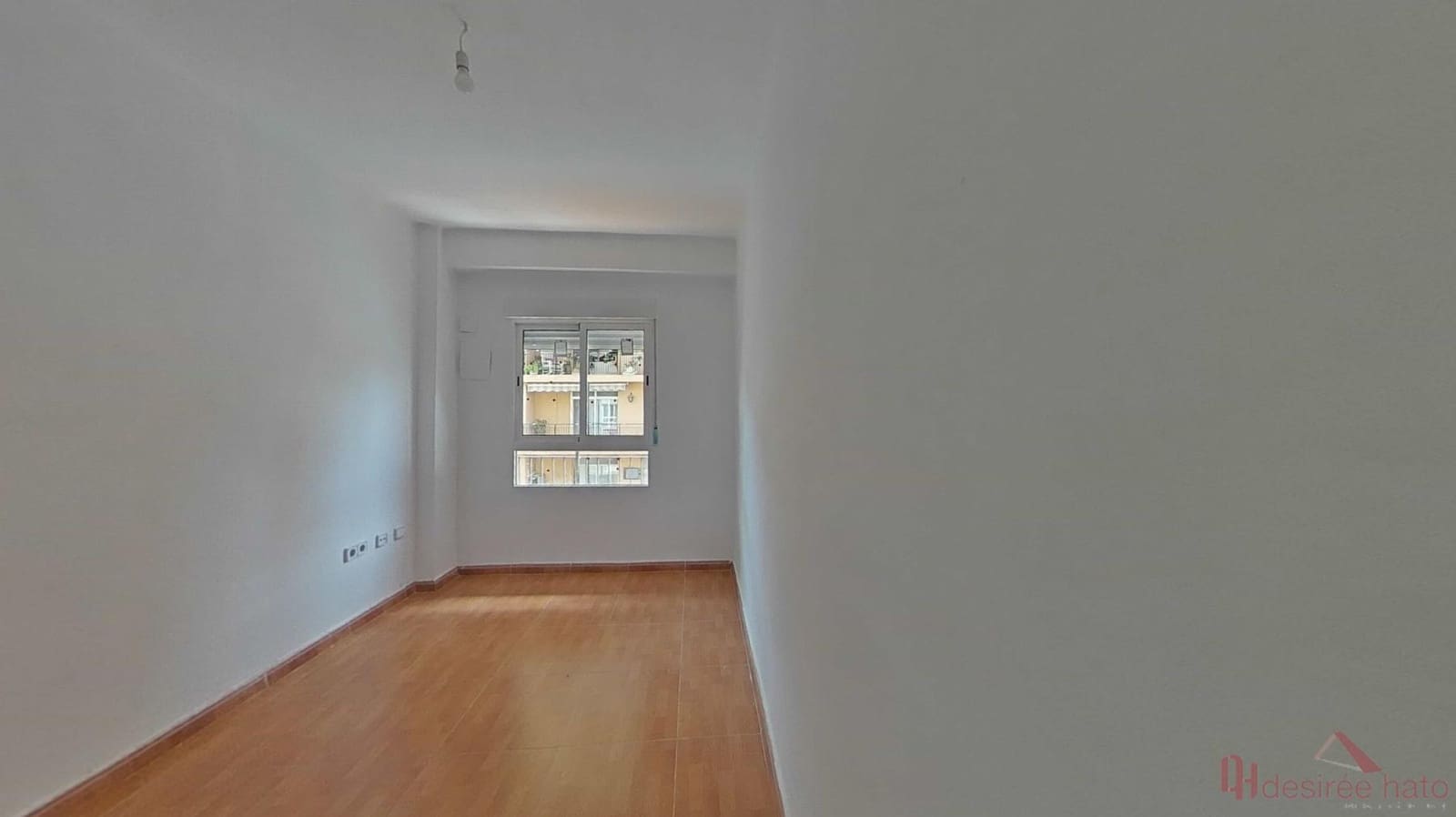 5 bedroom Flat for sale in Valencia city - € 325,000 (Ref: 9860253)