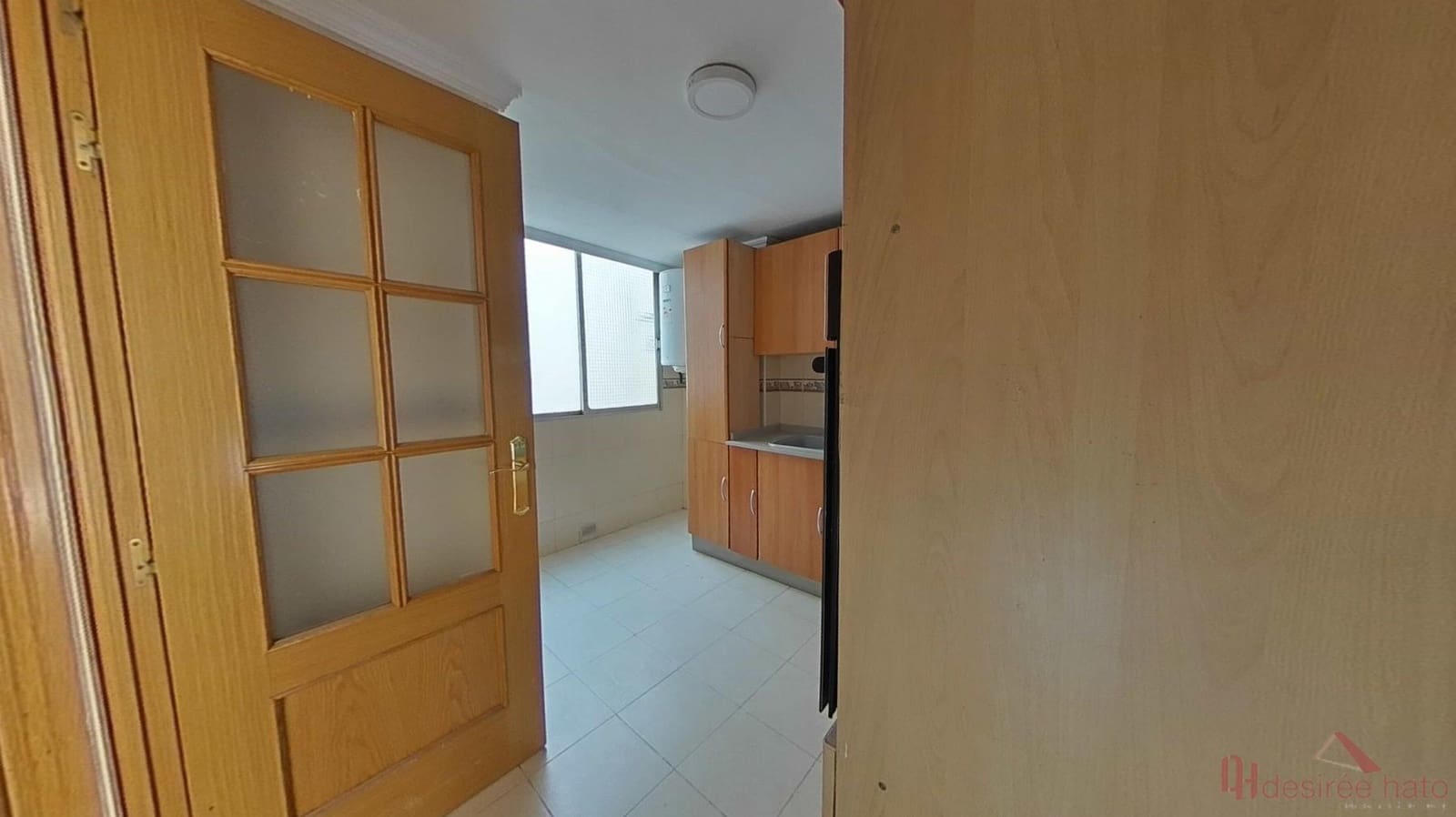 5 bedroom Flat for sale in Valencia city - € 325,000 (Ref: 9860253)
