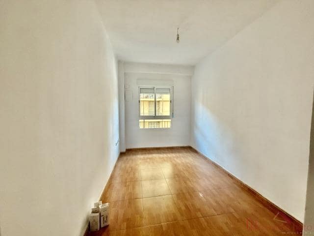 5 soverom Leilighet til salgs i Valencia by - € 325 000 (Ref: 9860253)