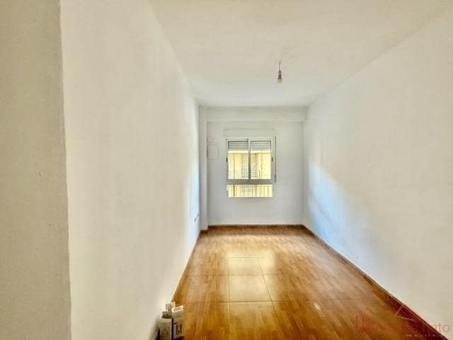 5 soverom Leilighet til salgs i Valencia by - € 325 000 (Ref: 9860253)