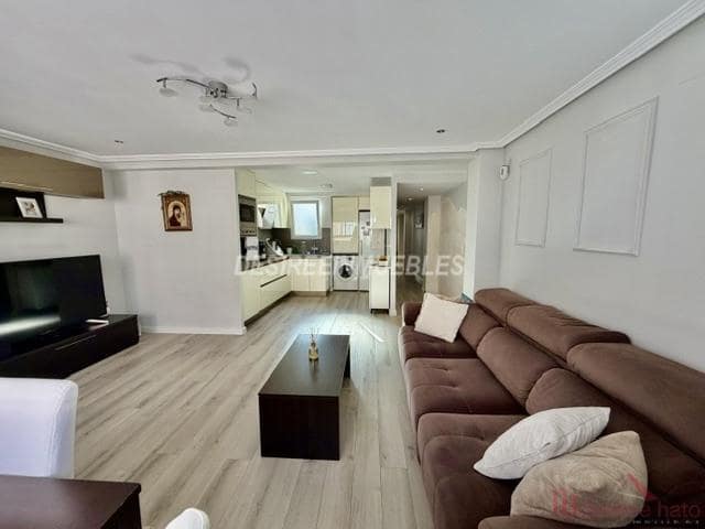 3 soveværelse Lejlighed til salg i Benicalap, Valencia by - € 275.000 (Ref: 9861222)