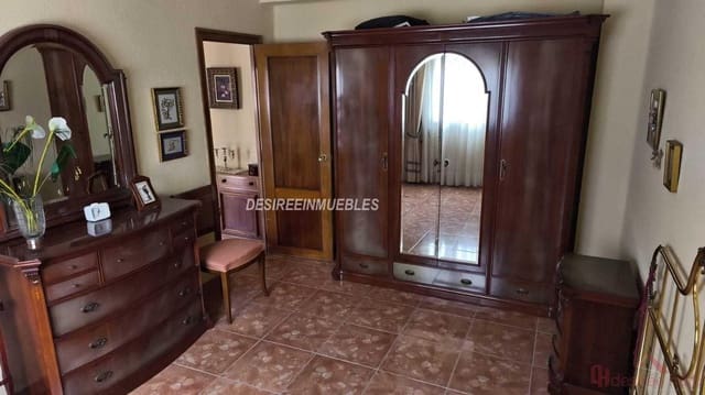 3 soveværelse Lejlighed til salg i Mont-Olivet, Valencia by med garage - € 350.000 (Ref: 9865359)