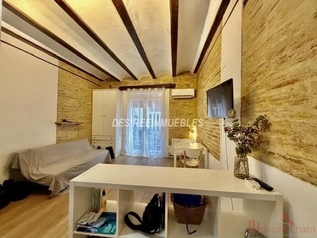 Asunto vuokrattavana paikassa Valencia kaupunki - 1 200 € (Ref: 9872765)