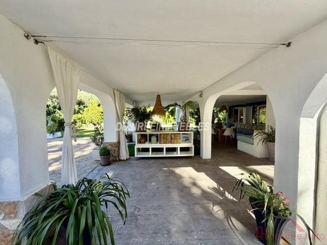 5 bedroom Villa for sale in Naquera with pool - € 745,000 (Ref: 9875437)