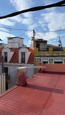 2 slaapkamer Flat te koop in La Seu, Valencia stad - € 250.000 (Ref: 9883767)