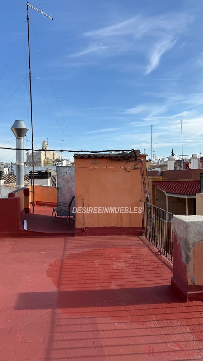 2 slaapkamer Flat te koop in Valencia stad - € 250.000 (Ref: 9883767)